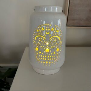 Halloween Skull Lantern